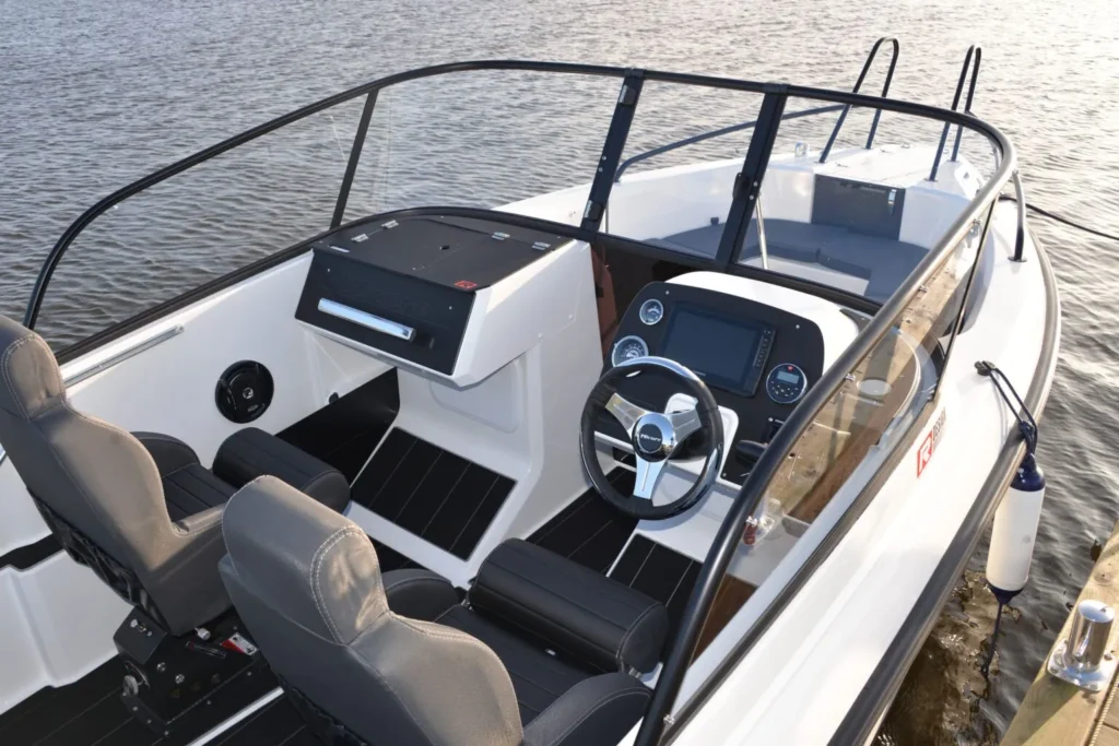 MIC 58br 8 1536x1025